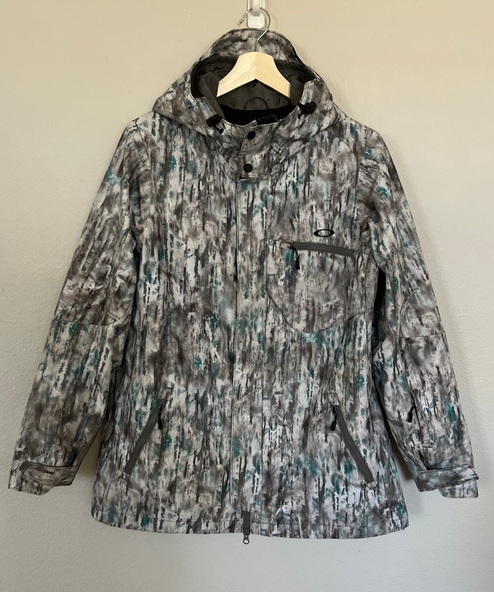 Oakley Zulu Camouflage Snowboard Jacket Women's Size XL